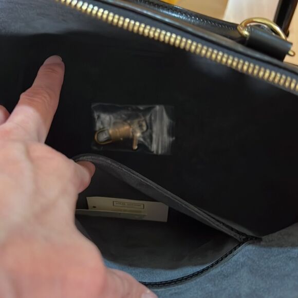 🖤LOUIS VUITTON EPI NOIR ALMA - Picture 8 of 17